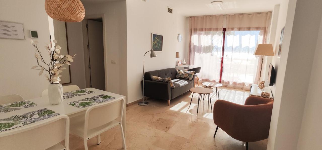 Bahia de CasaresVista Bahia Sea Viewアパートメント エクステリア 写真