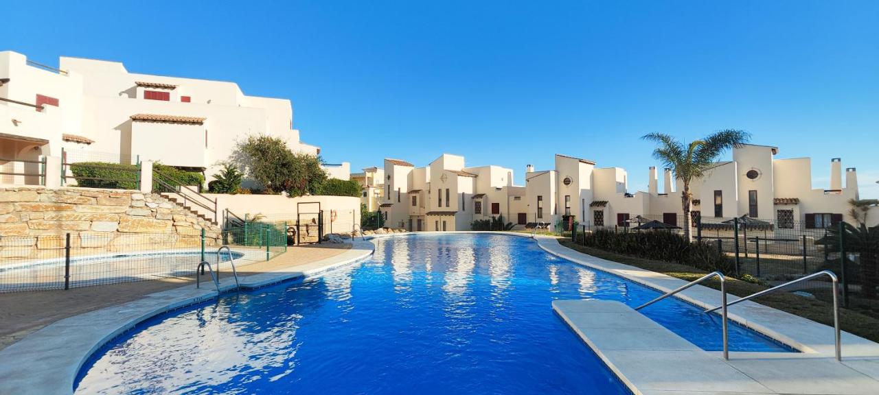 Bahia de CasaresVista Bahia Sea Viewアパートメント エクステリア 写真